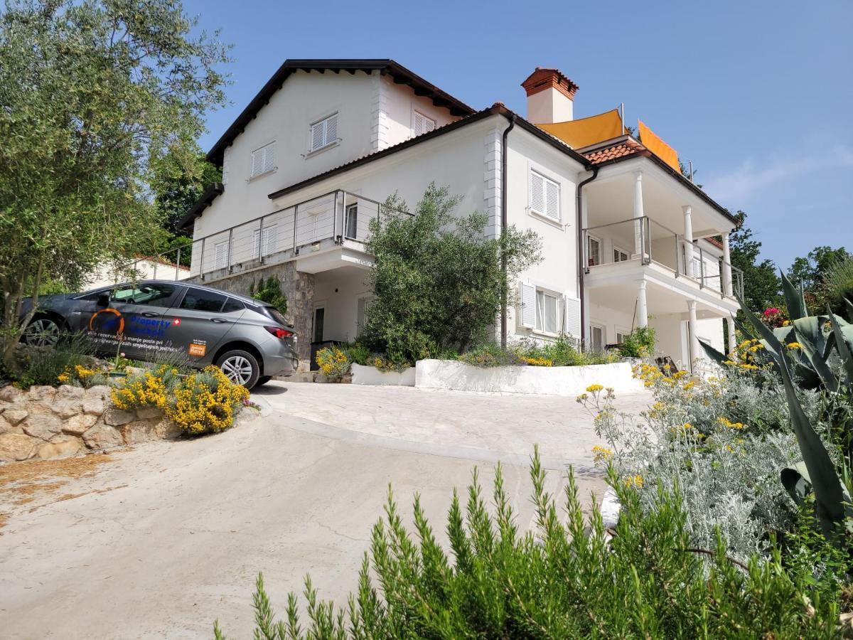 Ferienwohnung Mit Pool Kroatien Mit Meerblick Und Pool Lovran Buitenkant foto